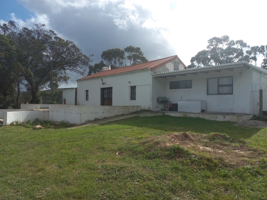 5 Bedroom Property for Sale in Bredasdorp Western Cape